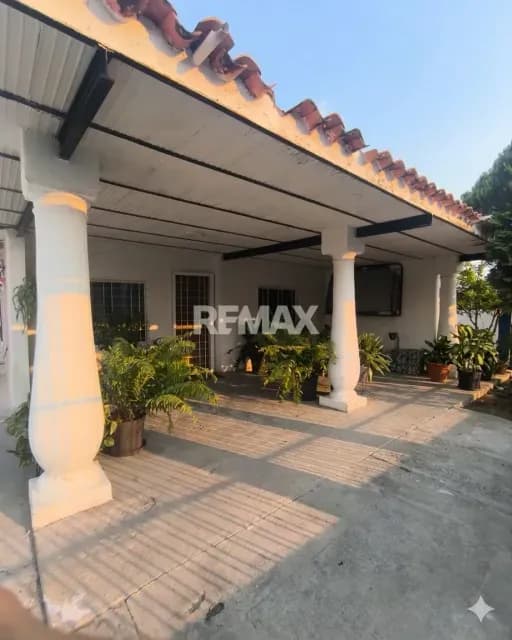 Se vende Casa en urbanización los samanes II