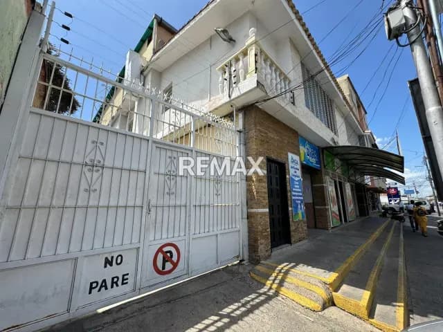 LOCAL EN ALQUILER AV. PPAL LA COOPERATIVA