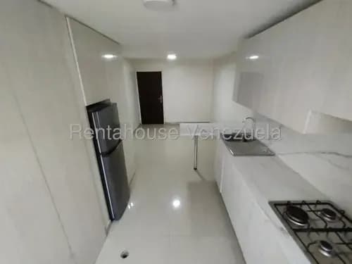 Jean Pavon Tiene Espectacular Apartamento En Alquiler En Ciudad Roca Este De Barquisimeto Lara 26-16927