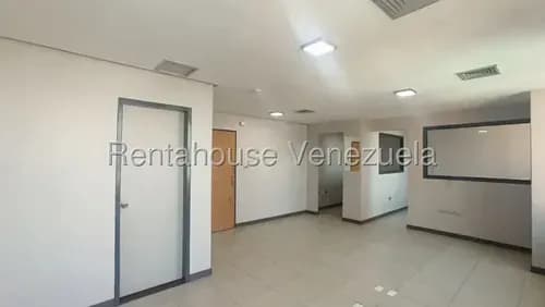Lcda. Milagros Carrasquel Oficina Alquiler Barquisimeto Lara Zona Este Economica Comercial Economico Código Inmobiliaria Rent-a-house 26-13583