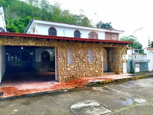 Grupo Acres 20.2 Vende Bella Casa En Colinas De Carrizal Kh