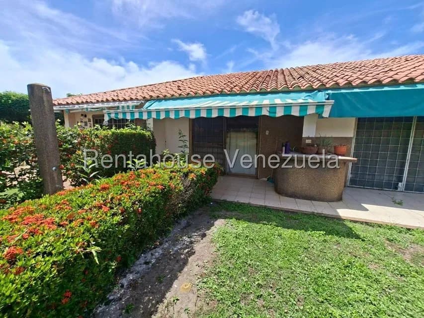 Townhouse (1 Nivel) en Venta en Villas de Monte Lindo, Miranda