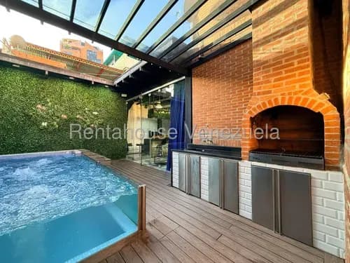 Espectacular Casa En Venta En La Castellana #26-19104 Myp