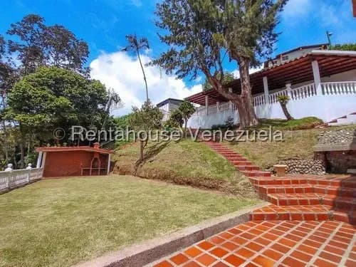 Casa En Venta En Los Castores Mls #26-2855 Dan