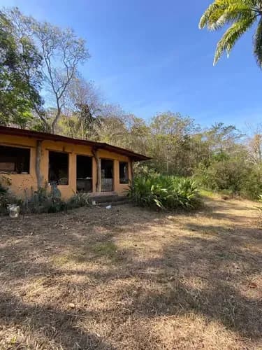 Roxanac Vende Terreno En El Solar Guataparo Valencia