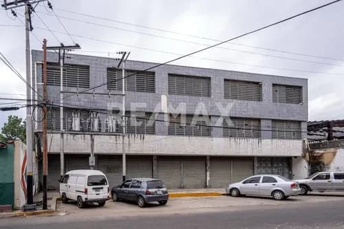 Mp-324096 Venta De Edificio Comercial Av Michelena- 1750 M2