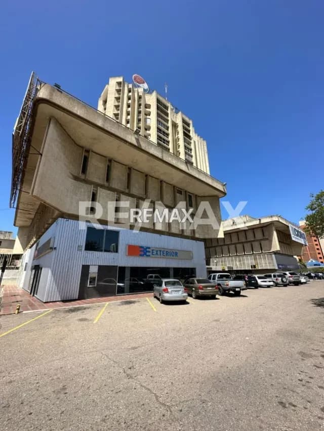 Local en Alquiler C.C CLODOMIRA