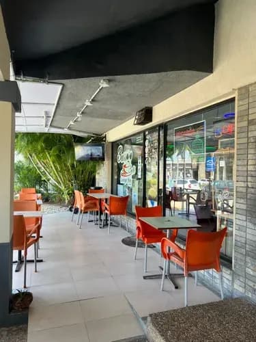 Perla Dorada Real Estate Ofrece En Venta Fondo De Comercio Actualmente Funcionando, Excelente Punto En Plena Av Aldonza Manrique.