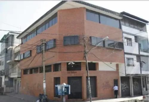 Edificio En Catia Calle Perú 4 Niveles 529.93 M2 Acropolis Ch