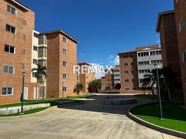 EN VENTA APARTAMENTO EN GRIS EN SAN ROMAN