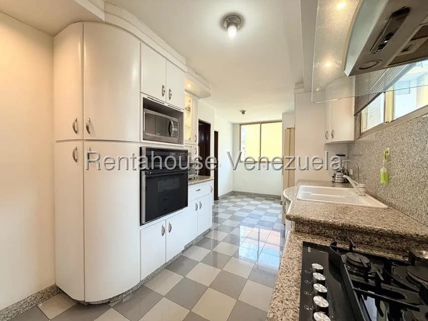 Apartamento (1 Nivel) en Venta en Lomas del Avila, Distrito Metropolitano