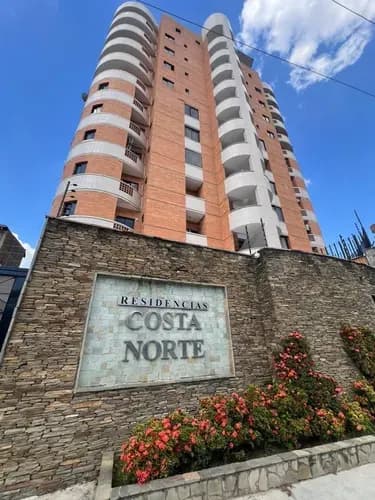 Apartamento Amplio En Venta En Mañongo, Residencias Costa Norte - Atmlf