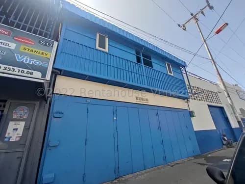 Local Comercial En Av Principal De Santa Rosa Alto Trafico Mas Terreno Privado Incluido Estef 25-2046