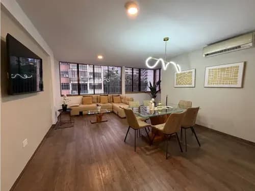 Apartamento En Venta, Los Palos Grandes