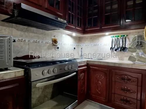 Apartamento En Alquiler En Bosque Alto En Maracay 26-10312 Irrr