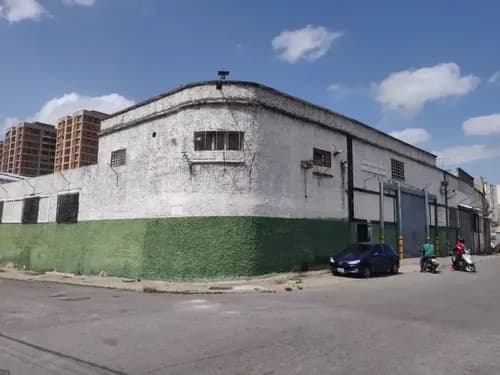 Grupo Best House Vende Galpón Industrial En San Martín