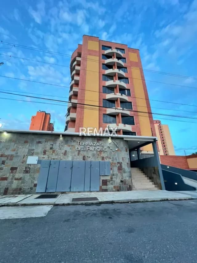 EN ALQUILER APARTAMENTO EN CONJUNTO RESIDENCIAL TERRAZAS DEL PARQUE, BARQUISIMETO