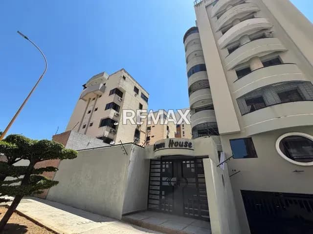 APARTAMENTO EN ALQUILER EN RESIDENCIAS FORUM HOUSE. URBANIZACION LA TRIGALEÑA