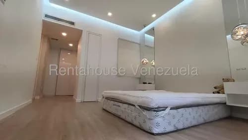 Aa Apartamento En Venta Colinas De Valle Arriba Zona Exclusiva Mls #26-8182