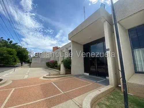 Casa Comercial En Alquiler En Sector Paraiso Cb