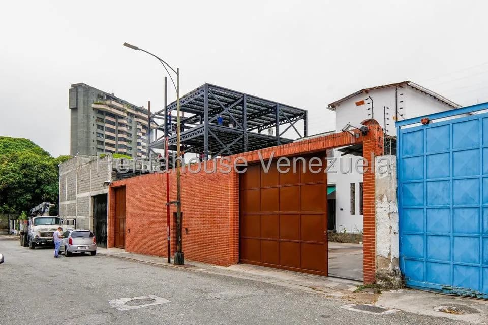 Comercial (Oficina) en Alquiler en La Florida, Distrito Metropolitano