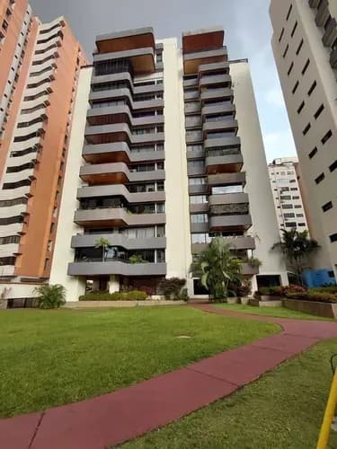 * Josefina Toledo Vende Amplio Apartamento En Valles De Camoruco, La Cascada, 180m2, Pozo Y Planta, Bellas Áreas Sociales, 30539