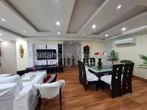 En Venta Apartamento Ubicado En La Barraca #26-774 Rm