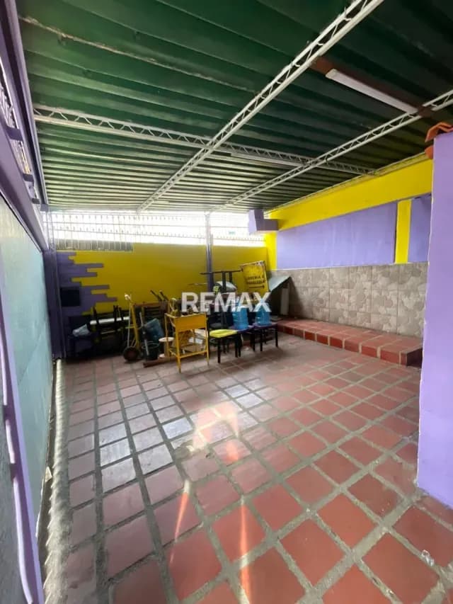 Local comercial en Alquiler- Av Bolivar Norte