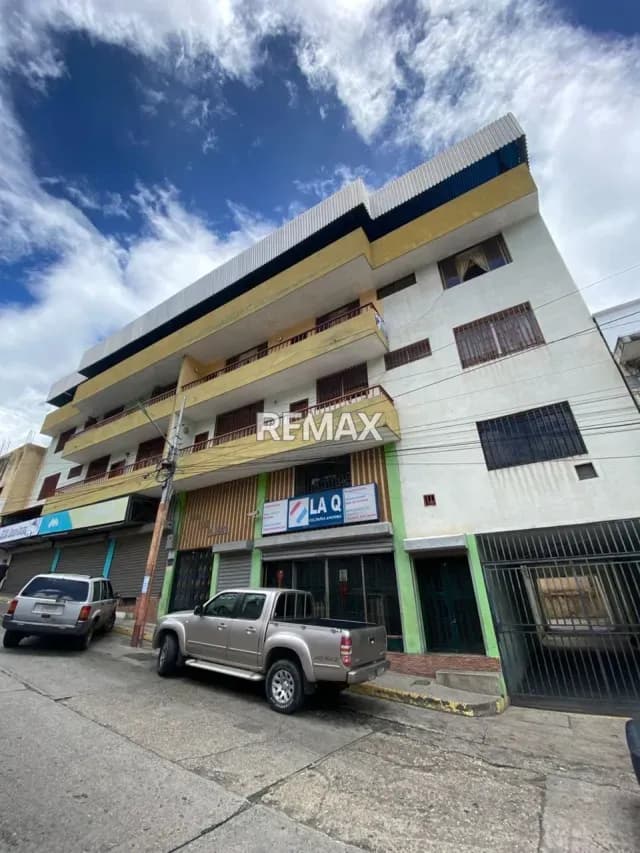 Amplio y Excelente Apartamento en Venta, Ubicado en el Sector El Centro de Trujillo