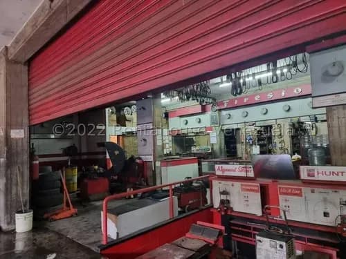 Excelente Oportunidad. Local Comercial En Los Teques 26-13422 Dmh