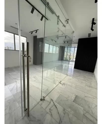 Oficina En Alquiler 62m², Nest Tower