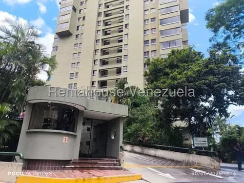 Alquiler De Apartamento En Colinas De Quinta Altamira Do26-83