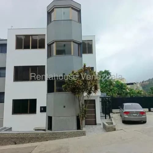 Casa Tipo Townhouse En Venta , Lomas De Prados Del Este , 5habitaciones , 5 Baños , Obra Blanca , Mim 25-20071