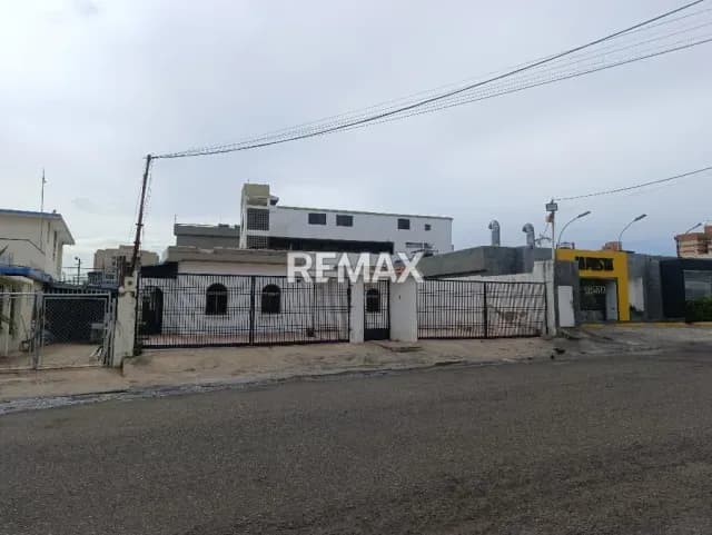 Casa comercial en Alquiler sector Tierra negra