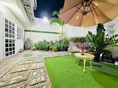 En Venta Casa En Urb.privada En Al Avenida Aragua La Morita Mm 26-14151