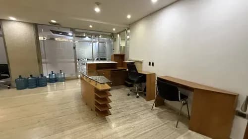 Yasmin Roa Alquila Oficina Corporativa En El Centro Comercial Otama En El Viñedo Cod 314822
