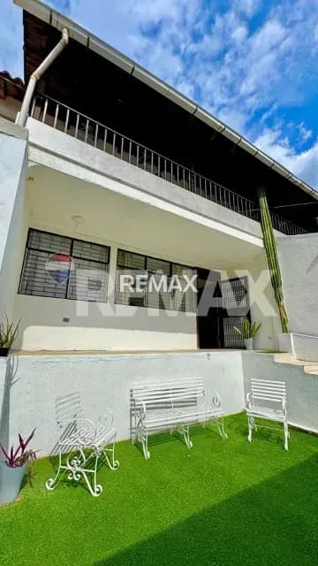 SE VENDE APARTAMENTO EN PUEBLO NUEVO