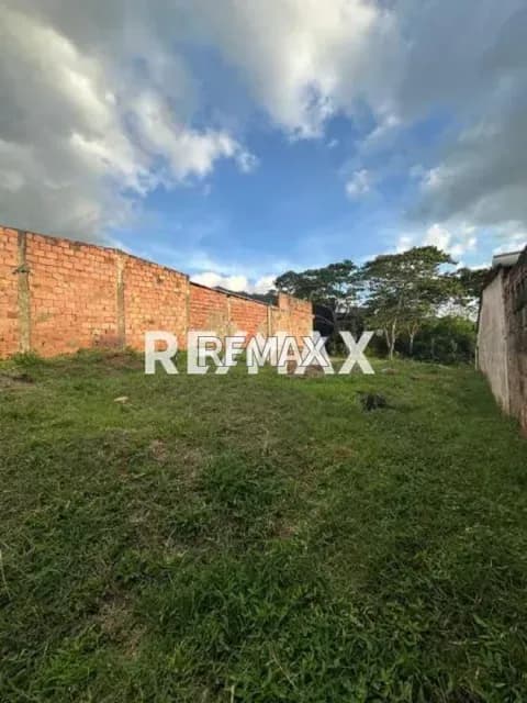 EN VENTA PARCELA EN LA CUEVA DEL OSO