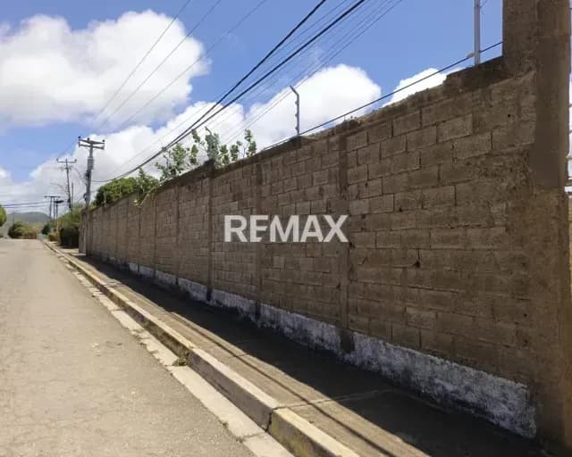 TU NUEVA INVERSIÓN CON VISTA AL MAR, TERRENO UBICADO EN LA MIRA