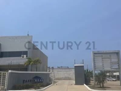 Galpón en alquiler en Barcelona. Parque Comercial Paseo Real