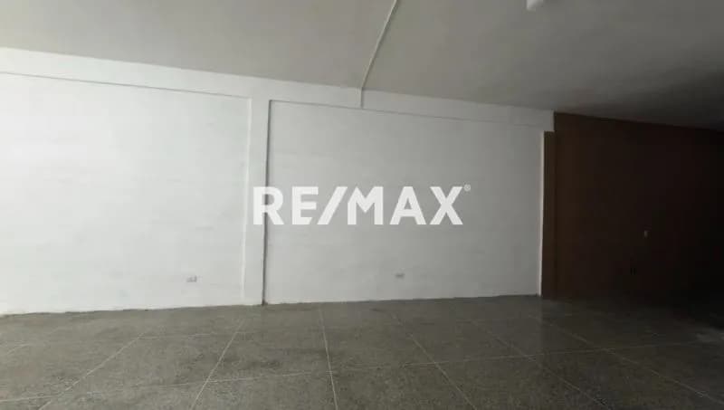 ALQUILER LOCAL COMERCIAL 85M2 AV VENEZUELA CALLE 39