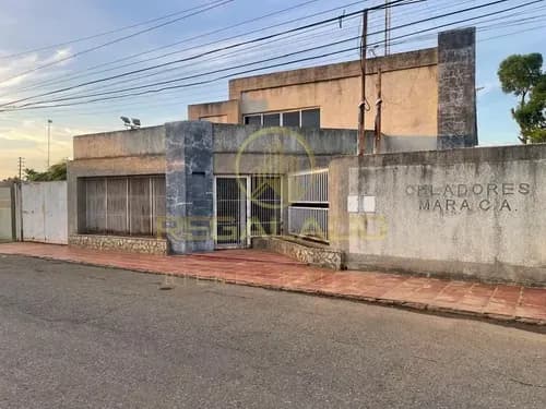 Ea-013 Zona Oeste Edificio Comercial Urbanización Los Modines