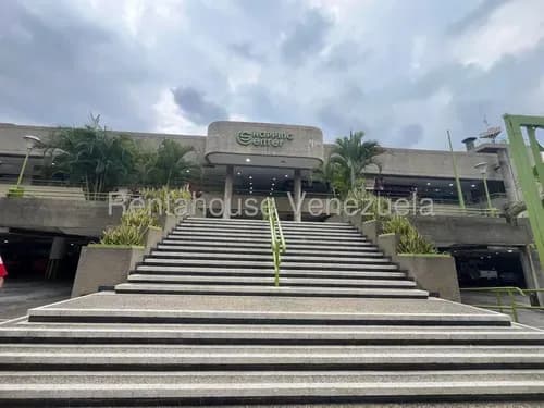 Oportunidad Única En El Corazón De La Ciudad, Local Comercial En Alquiler, Prebo I - Valencia #26-17325. El Lugar Perfecto Para Establecer Tu Negocio