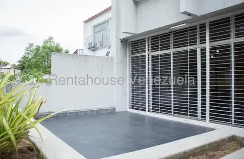 Hermosa Casa En Venta, Alta Florida, 4 Habitaciones, 4 Baños, 2 Puestos