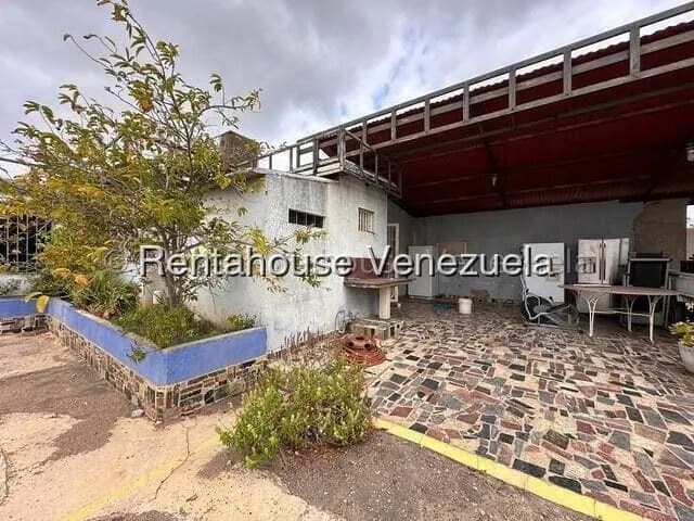 Comercial (Galpon - Deposito) en Venta en Santa Elena, Falcon