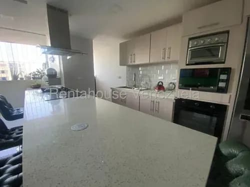 #26-14178 Yyeni Linares Vende Apartamento Conectado A Planta Eléctrica Este De La Ciudad Zona Trinitarias