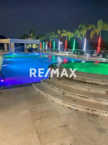 APARTAMENTO EN EXCLUSIVO CONDOMINIO DE LUJO