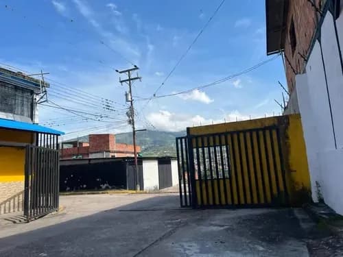 En Venta Parcela Urbanización Privada Puerta Dorada Lista Para Construir. Ia