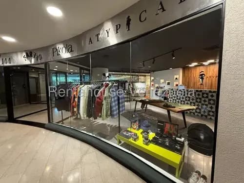 Local En Alquiler En La Viña Valencia Mm Carabobo Luminado Perfecto Para Boutique Showroom Con Oficina Y Baño