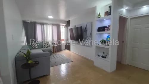 Apartamento En Venta En Lomas De Avila Remodelado Oportunidad / Rf